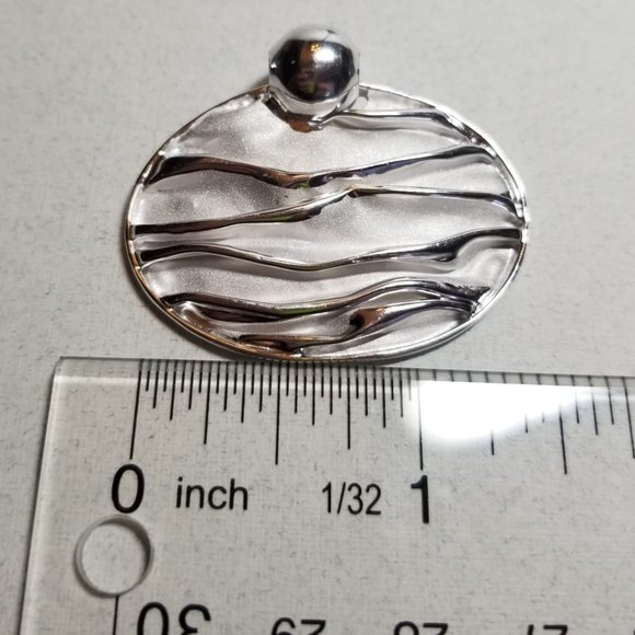 925 Sterling Silver Handcrafted Textured Two Tone Cascading Waves Oval Pendant - Picture 4 of 6